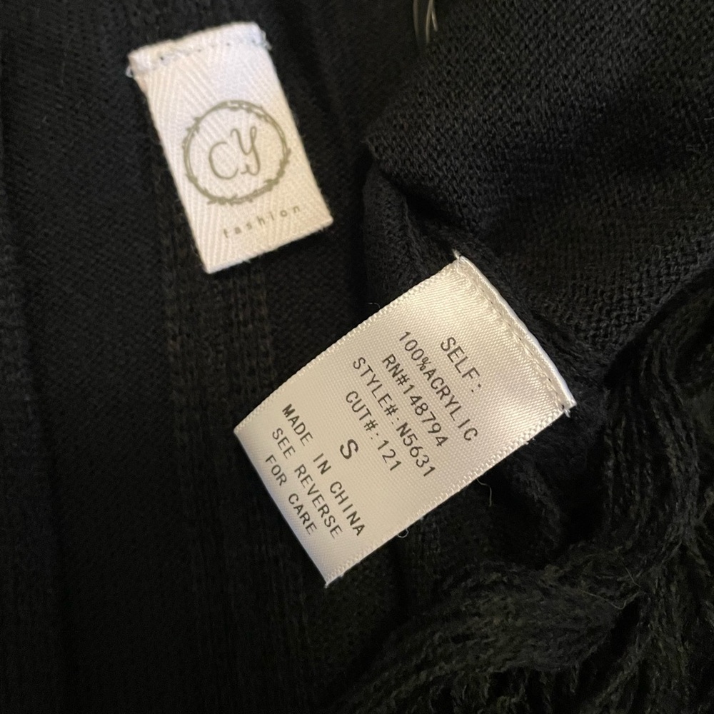 Black‎ fringed cardigan - Picture 3 of 7